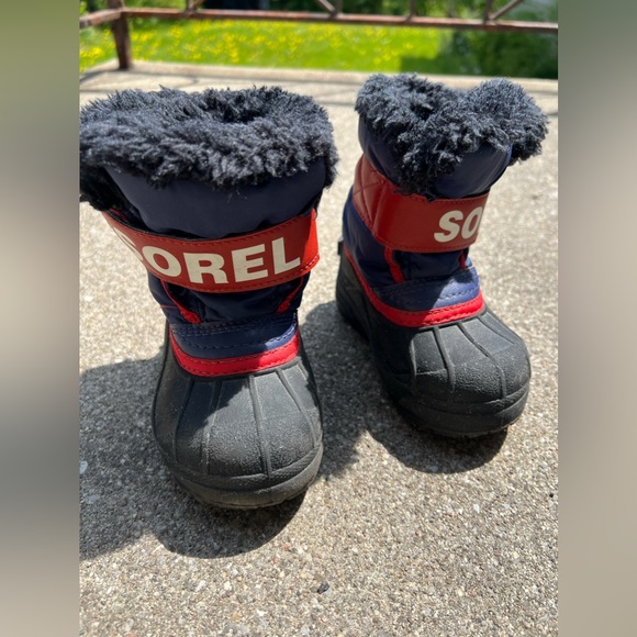 Sorel Toddler Winter Boots - Size 7 - Picture 6 of 7
